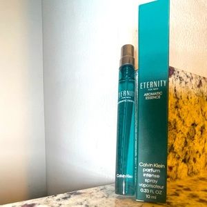 Calvin Klein pocket spray